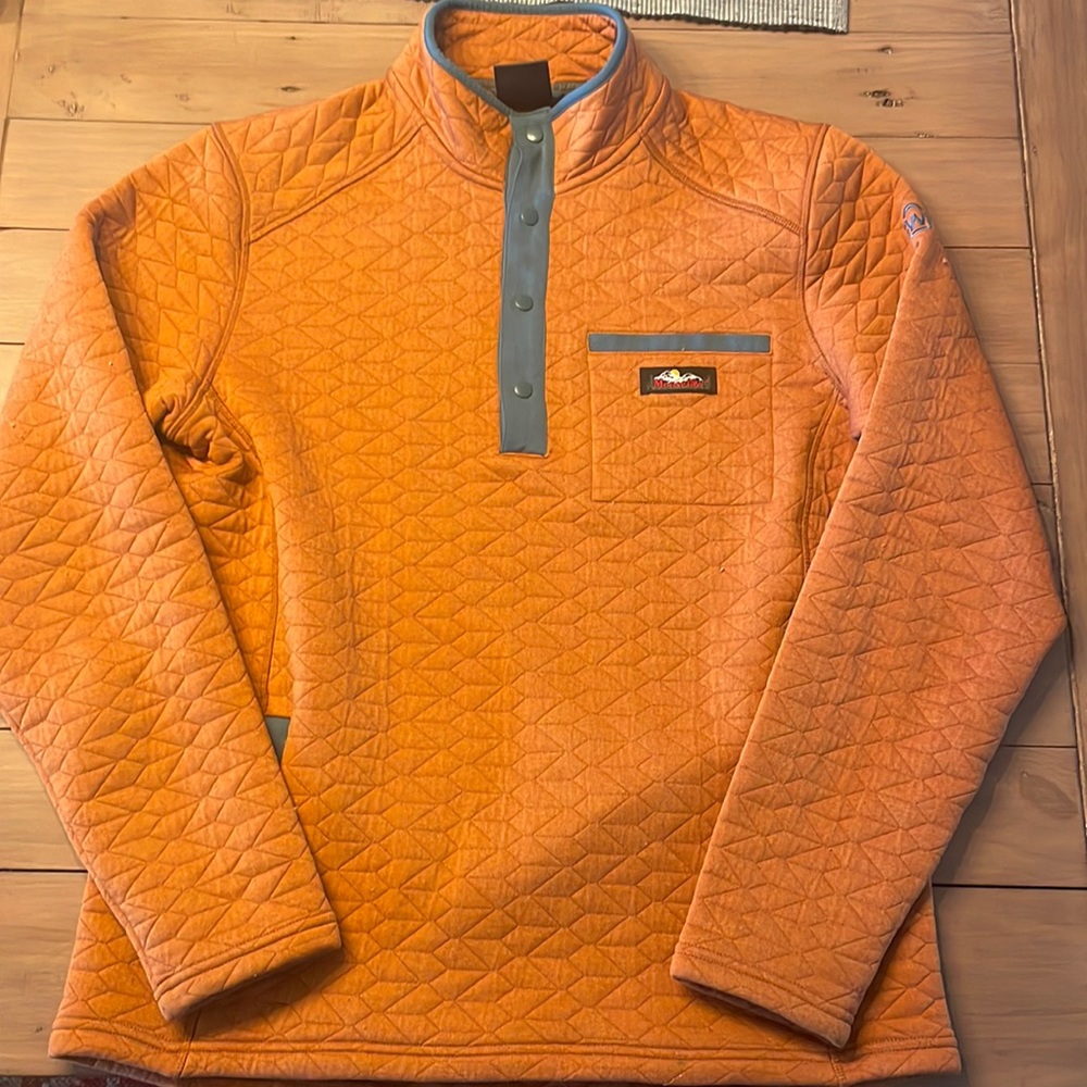 Moosejaw snap quilted long sleeve